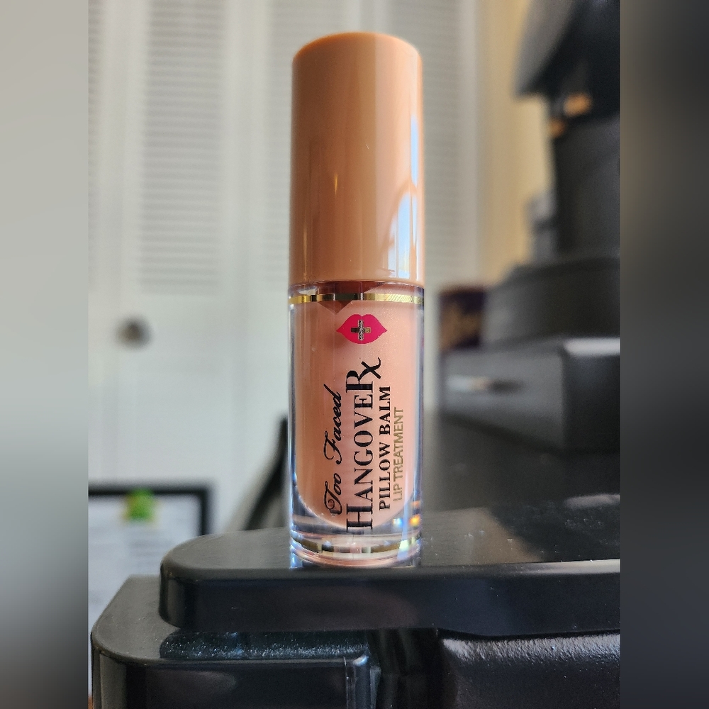Too Faced Pillow Balm Cocoa